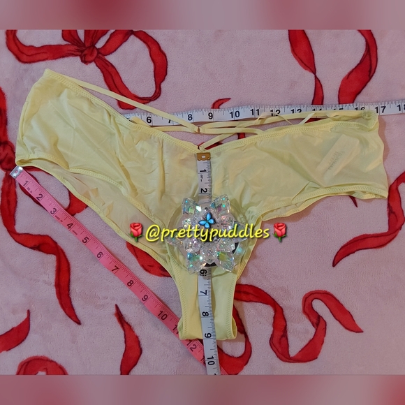 π XXL VS Very Sexy Strappy Back High-Leg Cheeky Pantyπ - Picture 7 of 15